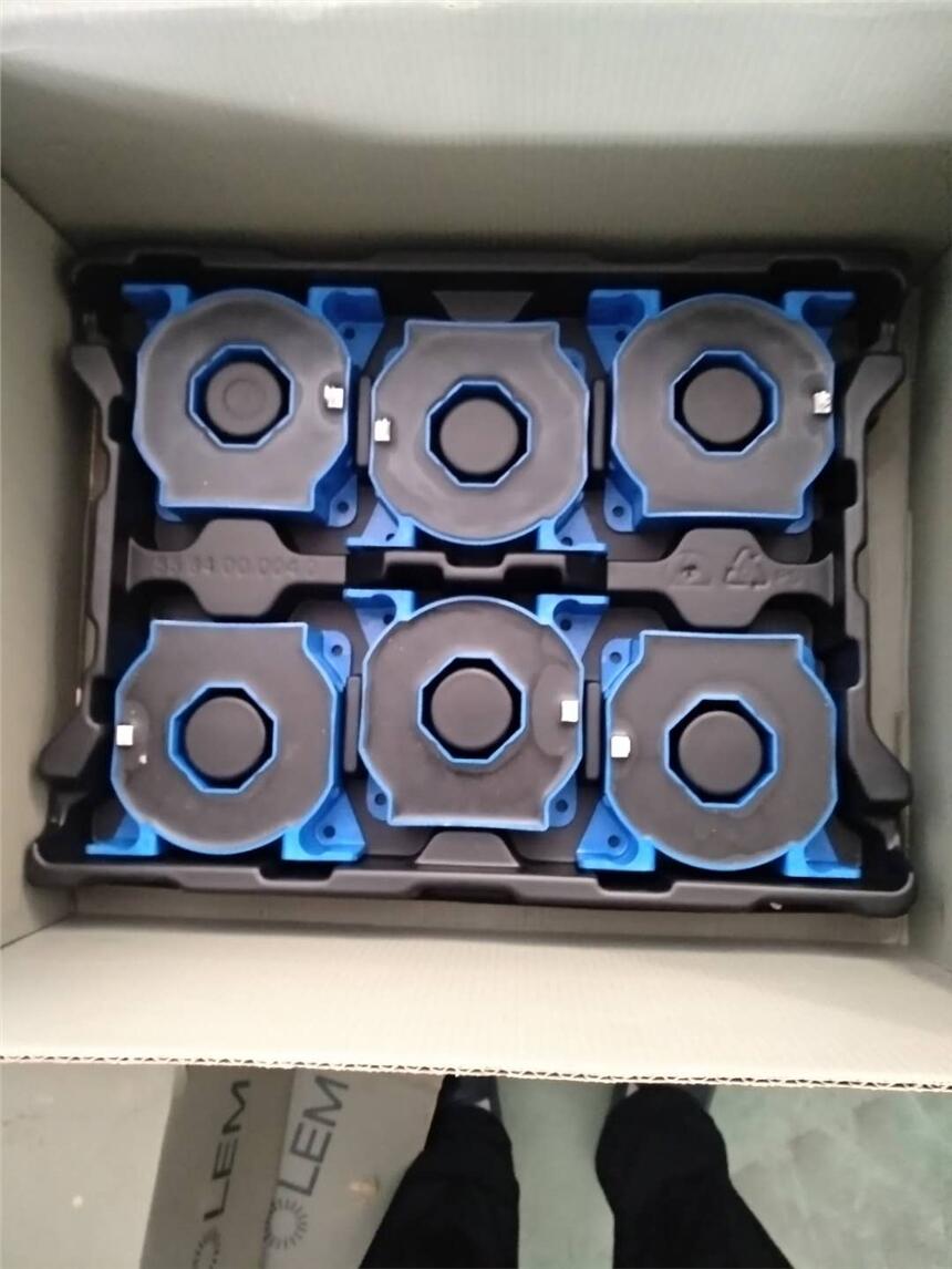 太倉(cāng)萊姆電壓傳感器AV 100-1000庫(kù)存出售